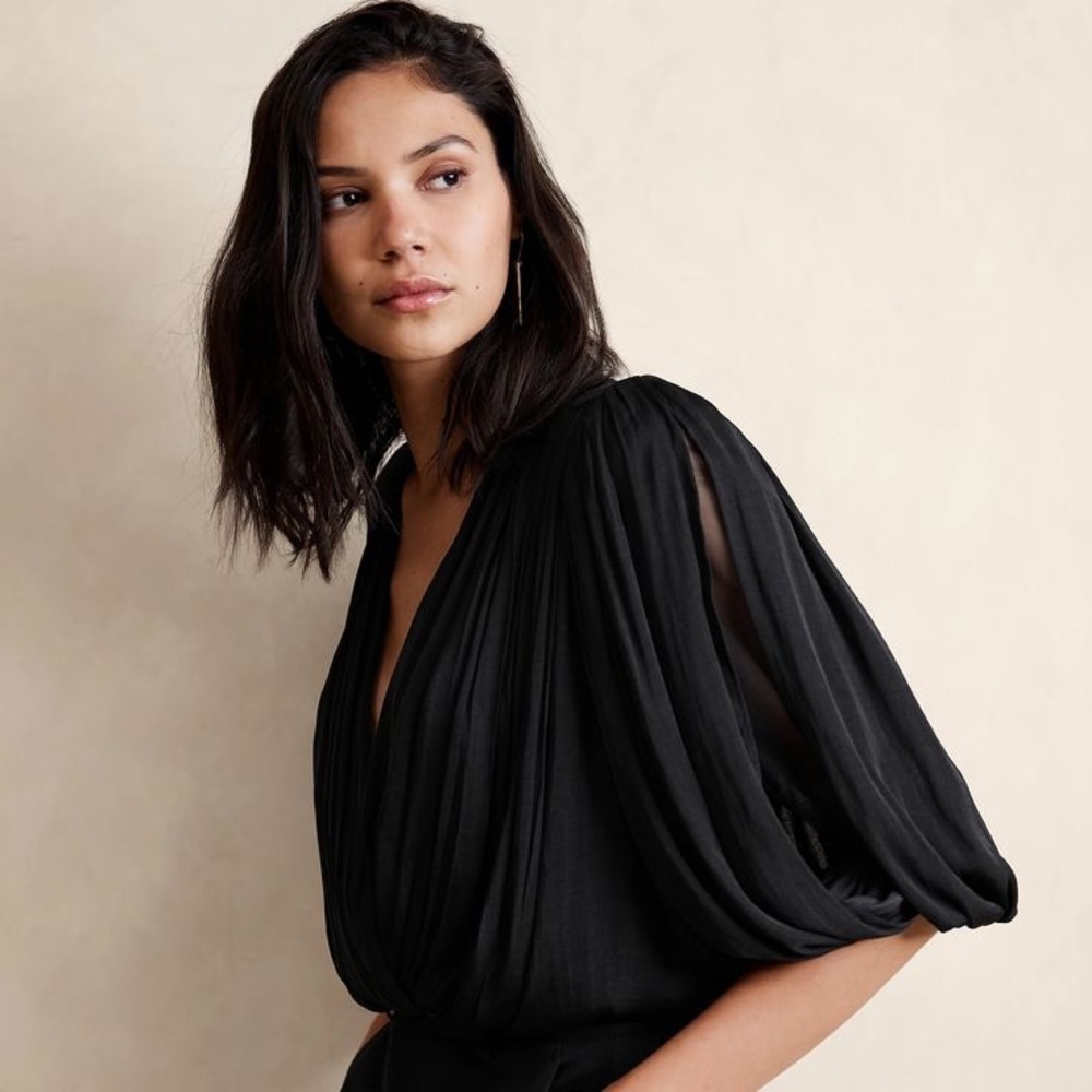 Cropped Pleated Blouse